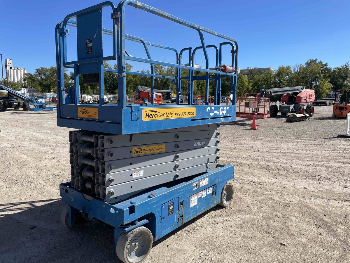 2017 Genie GS-4047-2