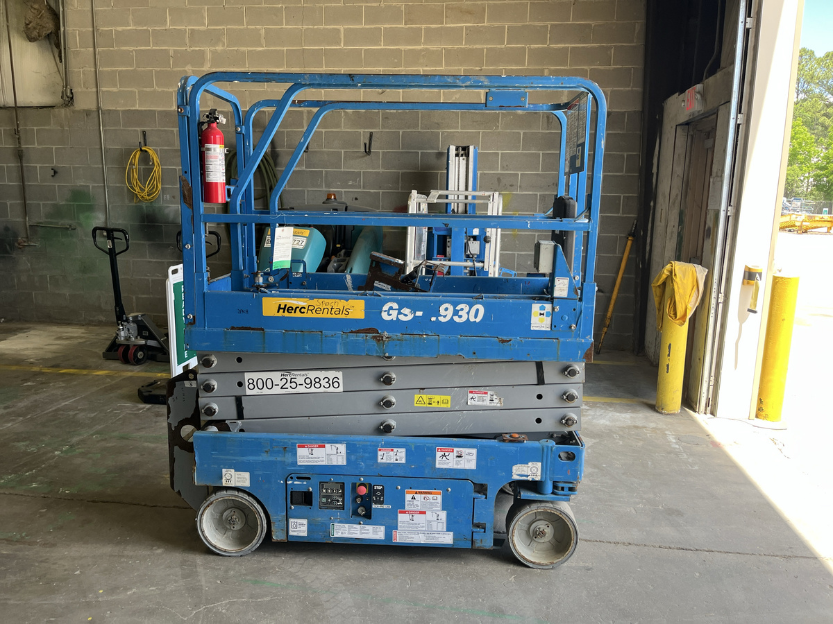 2019 Genie GS-1930