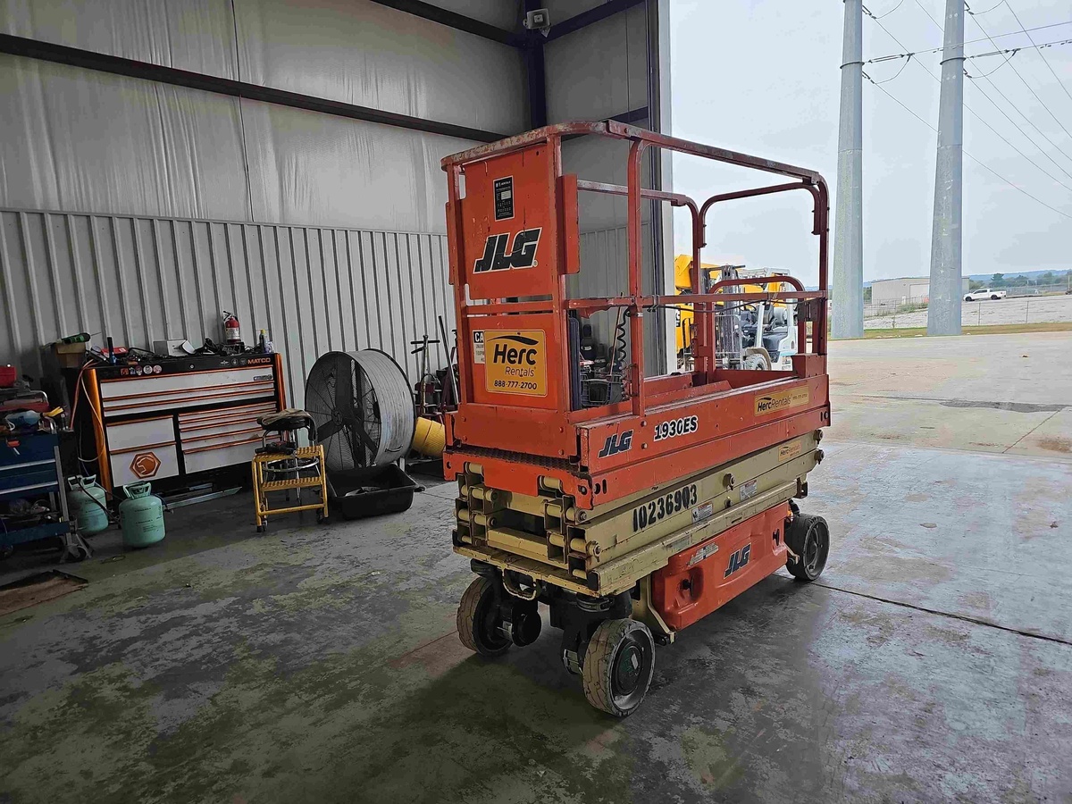 2018 JLG 1930ES-2