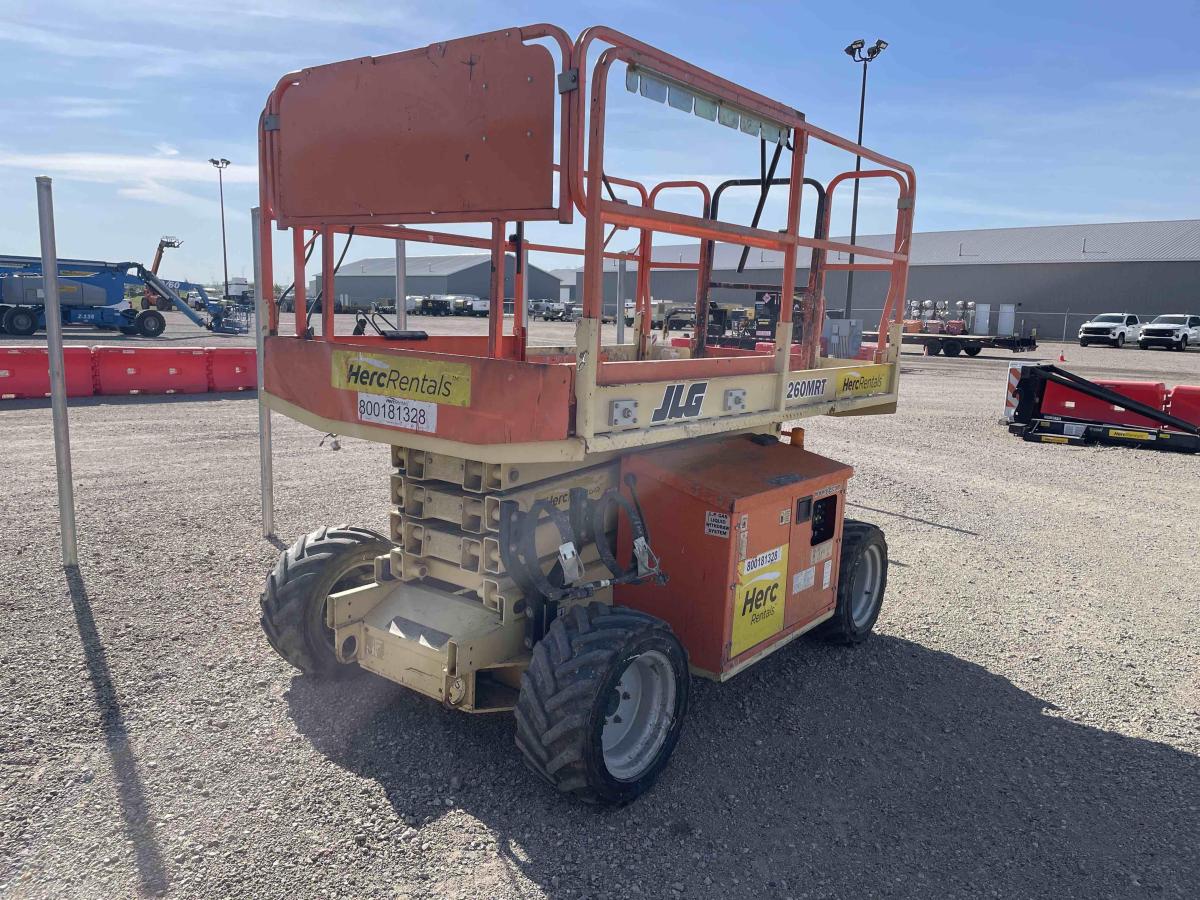 2017 JLG 260MRT