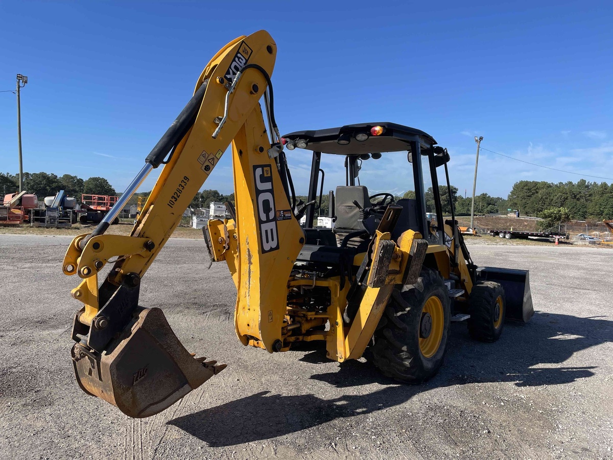 2022 JCB 3CX-3