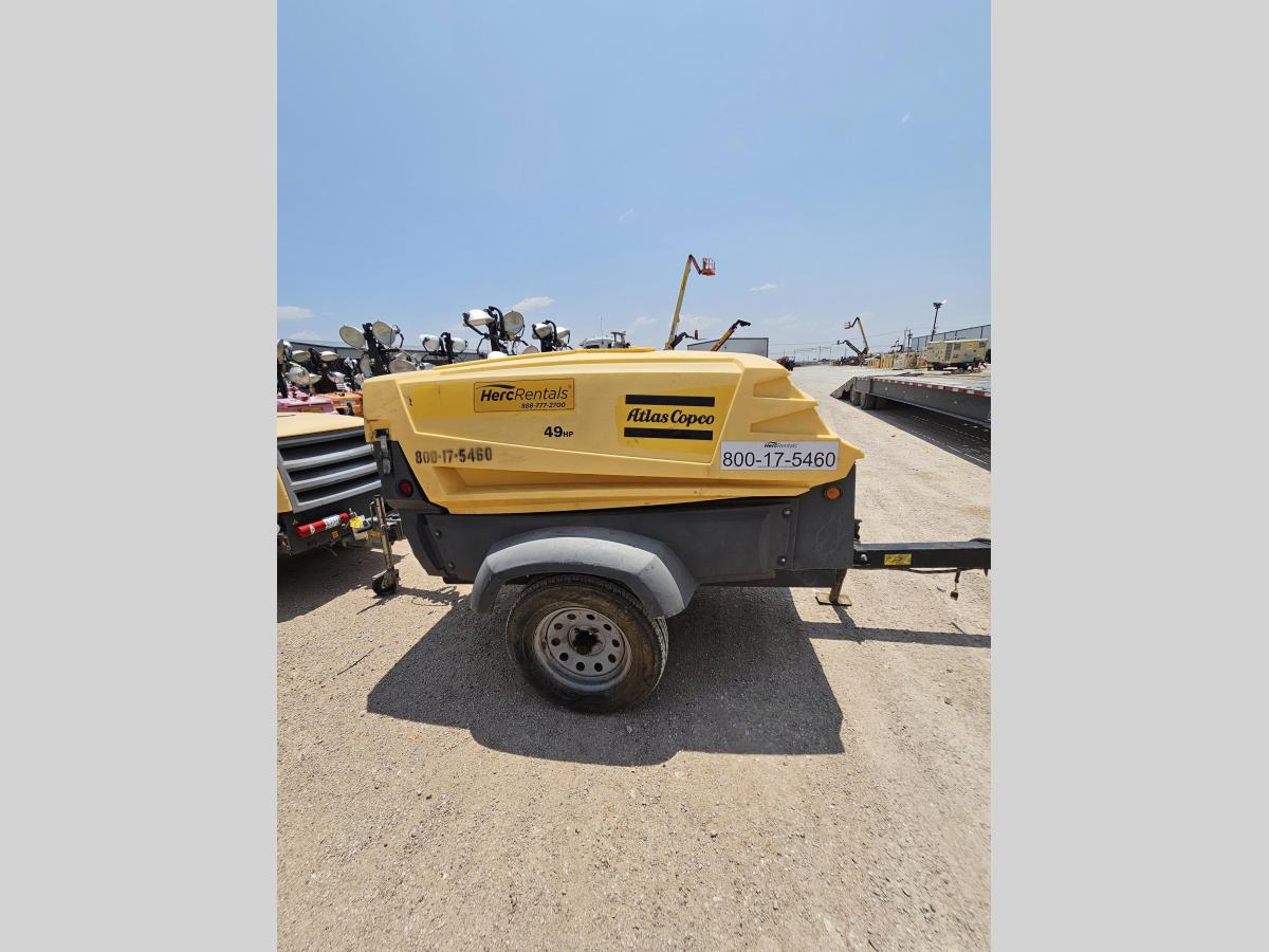 2017 Atlas Copco XAS 400