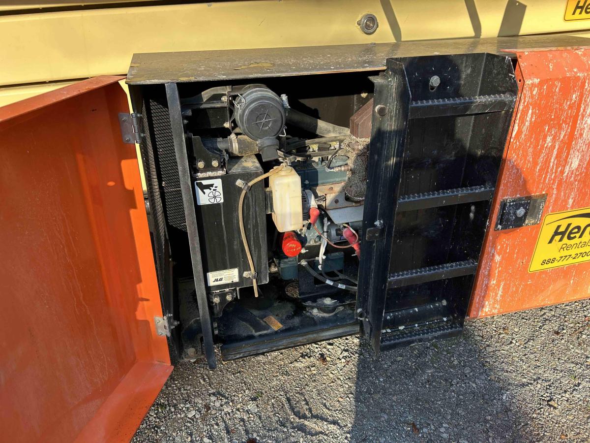 2018 JLG 430LRT