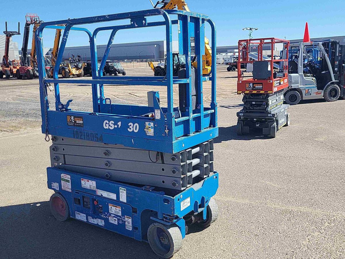 2017 Genie GS-1930