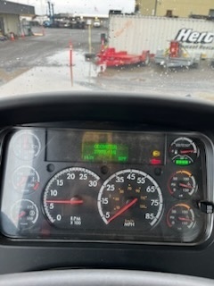 2019 Freightliner M2106-5