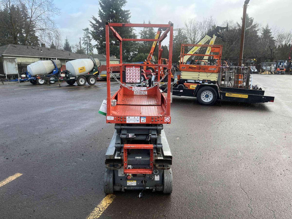 2017 Skyjack SJ3219