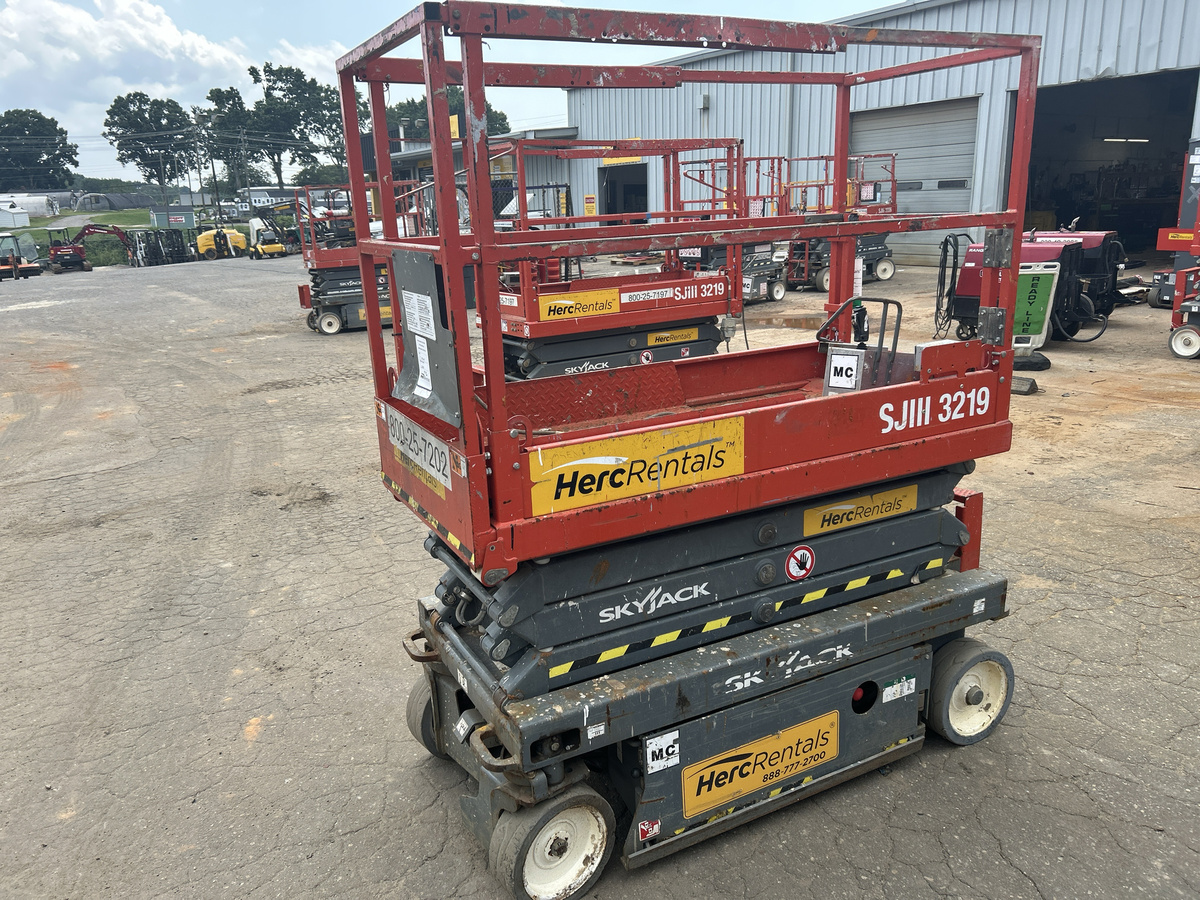 2019 Skyjack SJ3219-2
