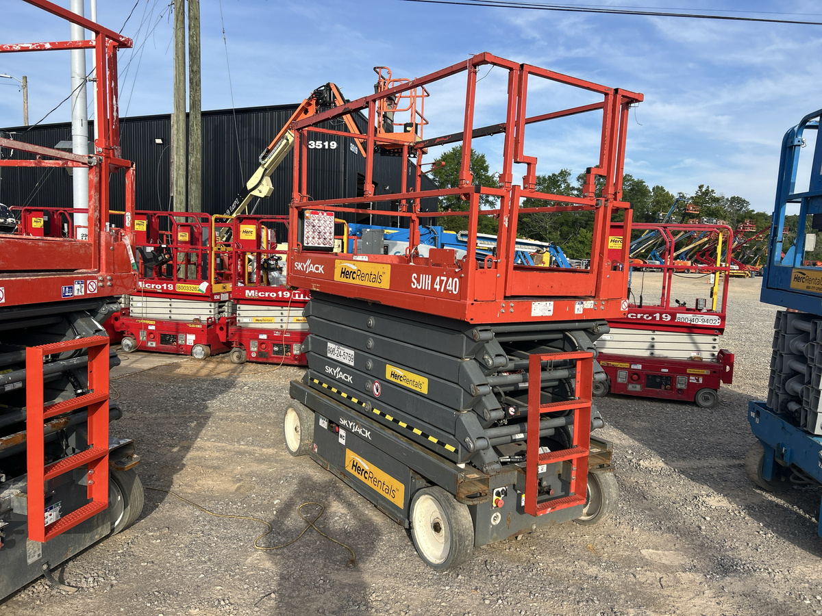 2019 Skyjack SJ4740-3