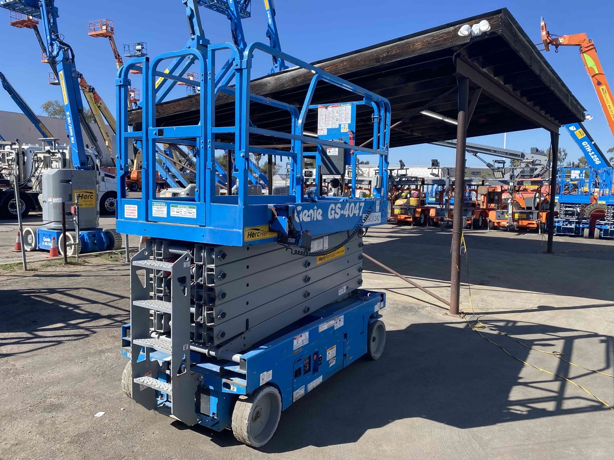 2018 Genie GS-4047-2