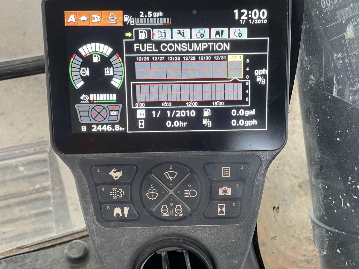 2020 Case CX210D