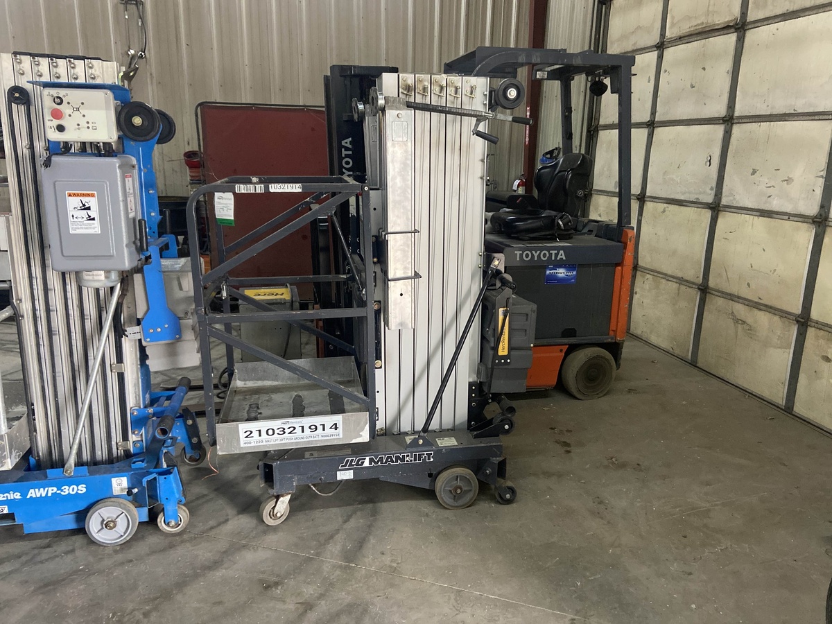 2020 JLG 30AM