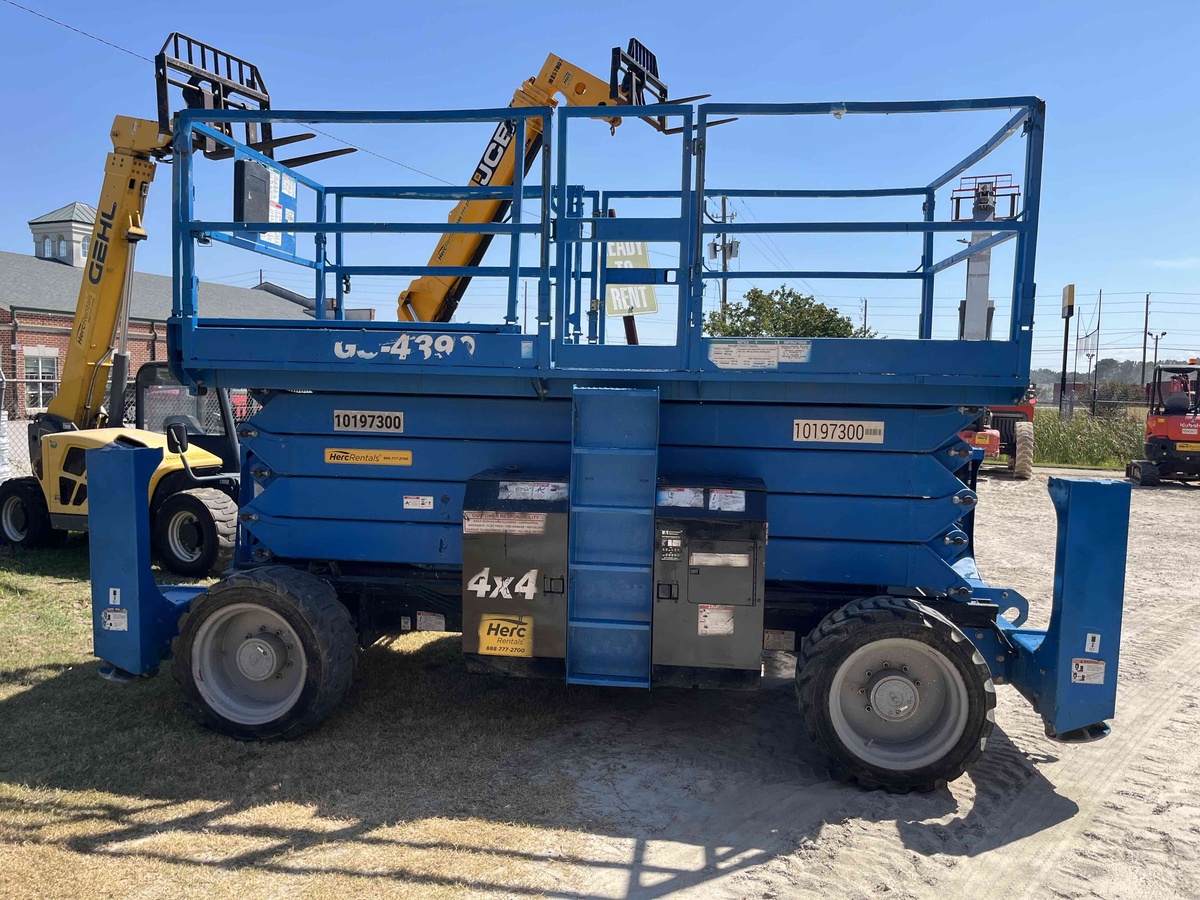 2016 Genie GS-4390 RT-3