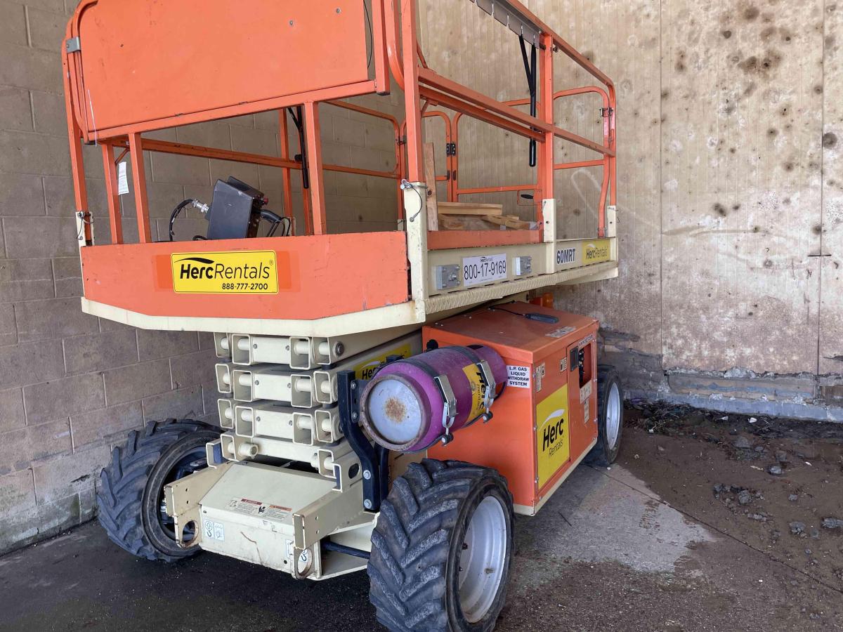 2017 JLG 260MRT
