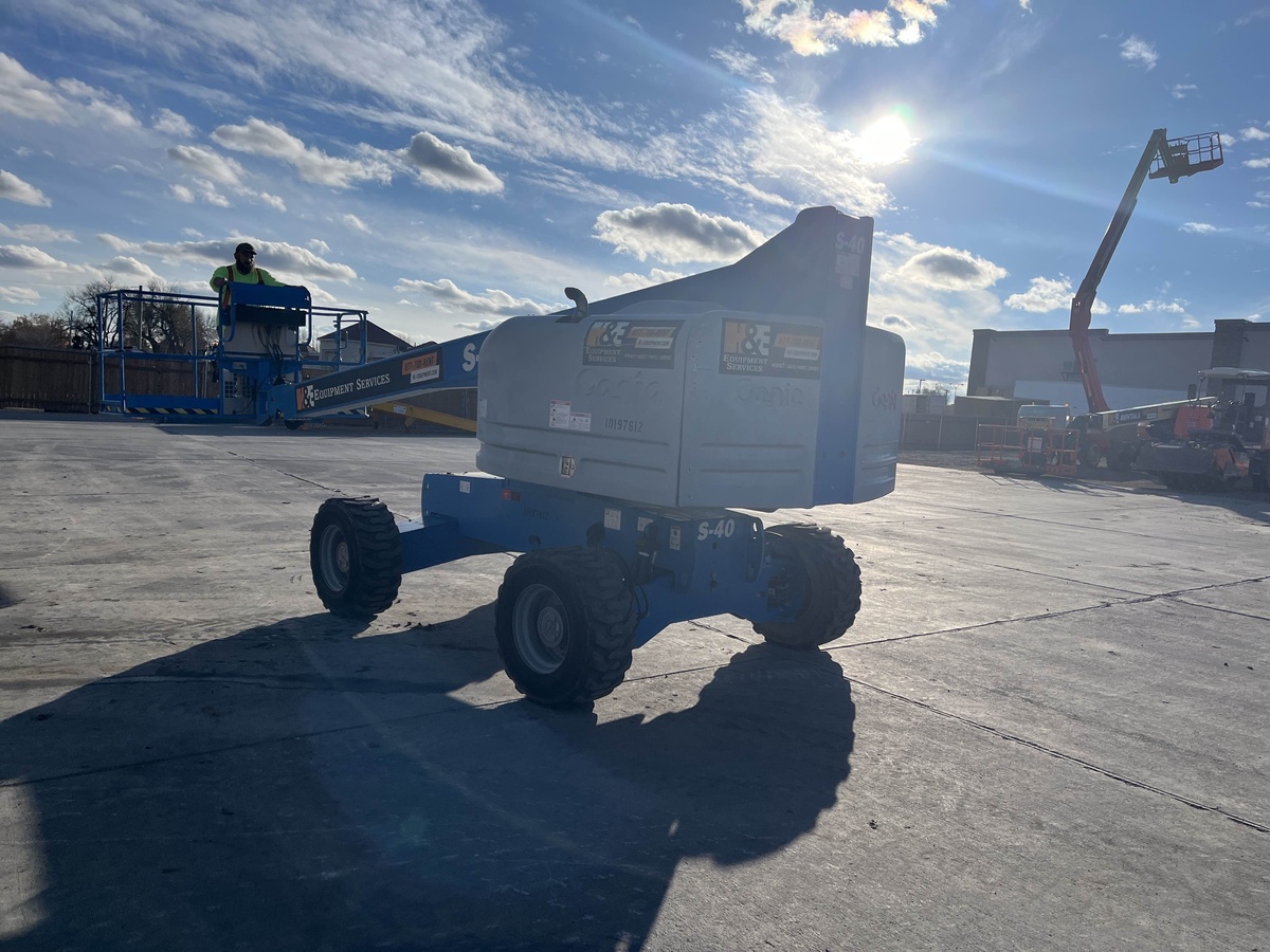 2016 Genie S-40-4