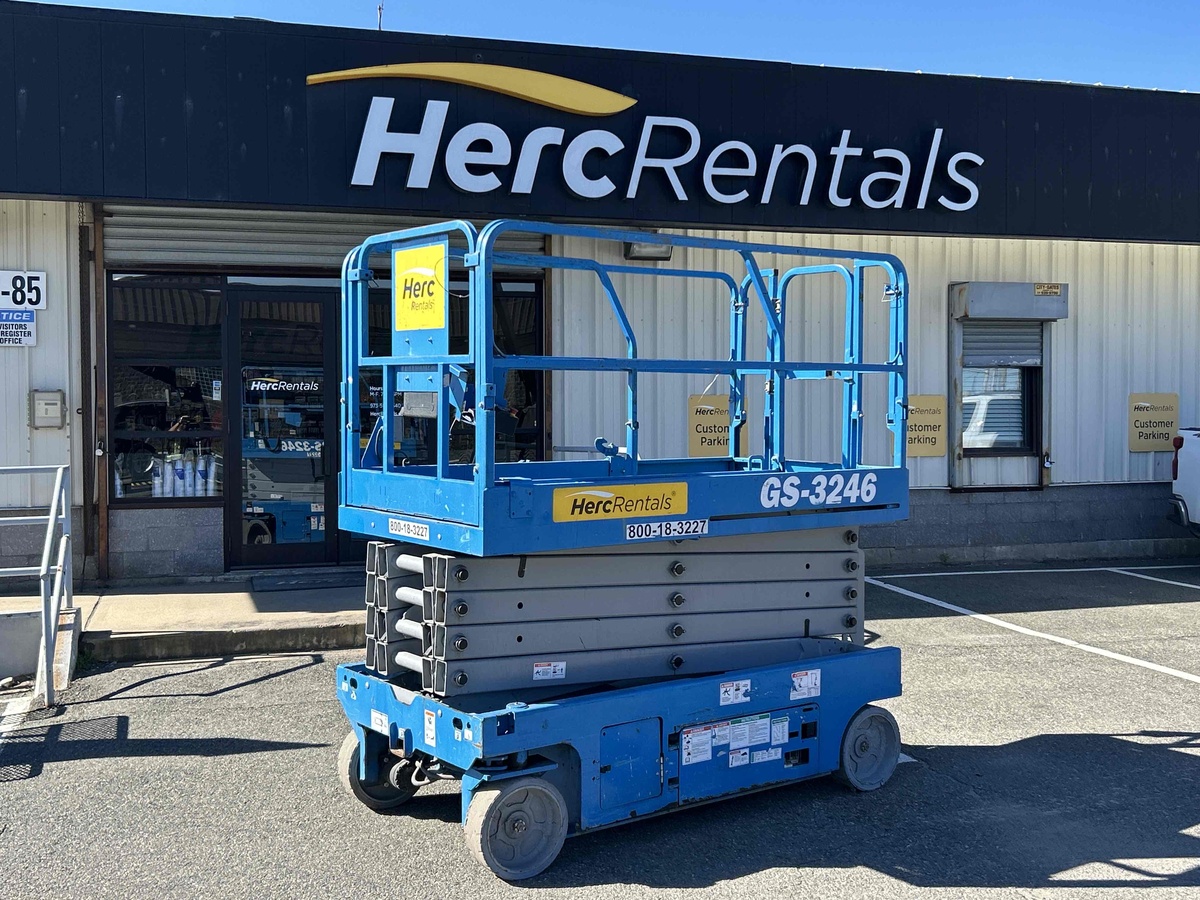 2017 Genie GS-3246-1