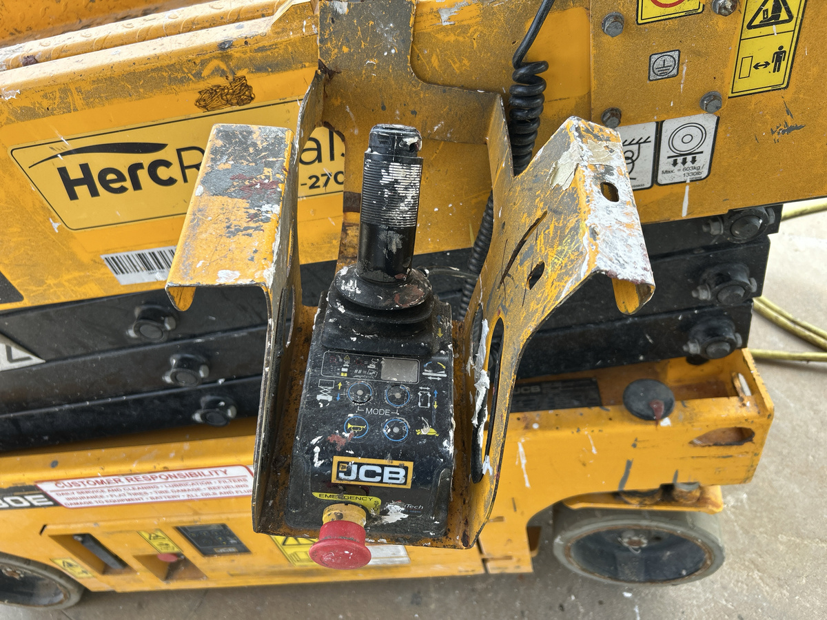 2023 JCB S1930E-8