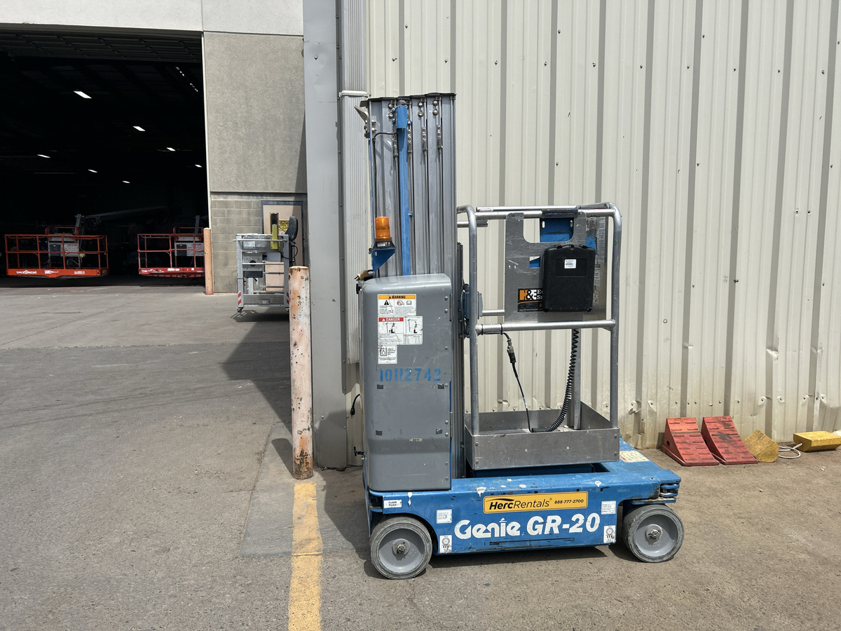 2013 Genie GR-20-3