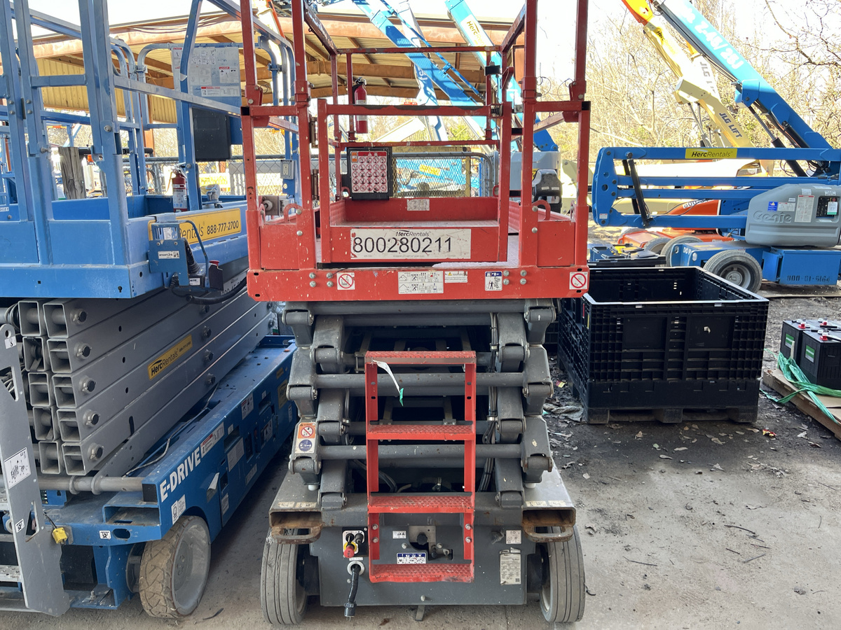 2020 Skyjack SJ4740-4