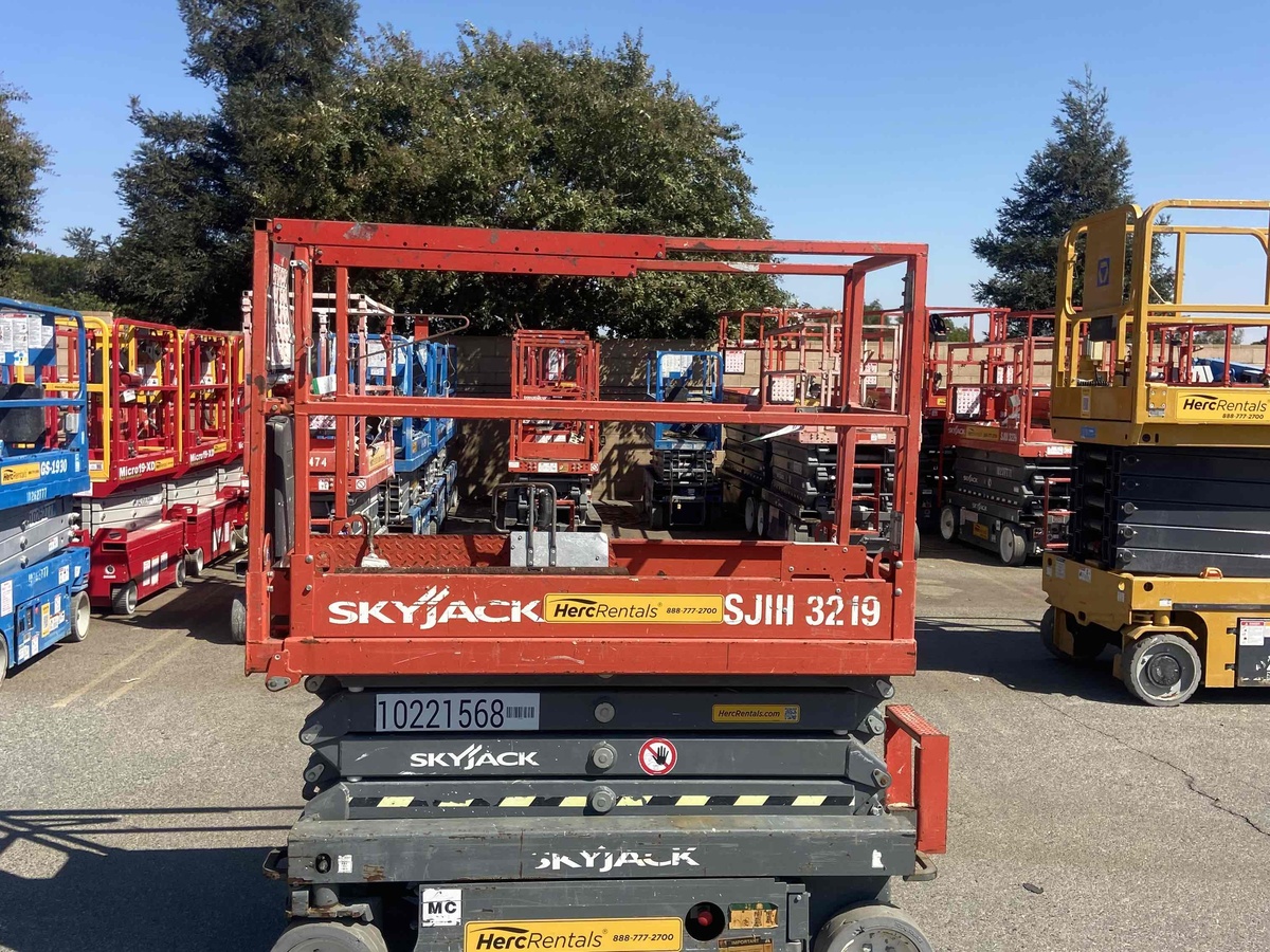 2017 Skyjack SJ3219-4