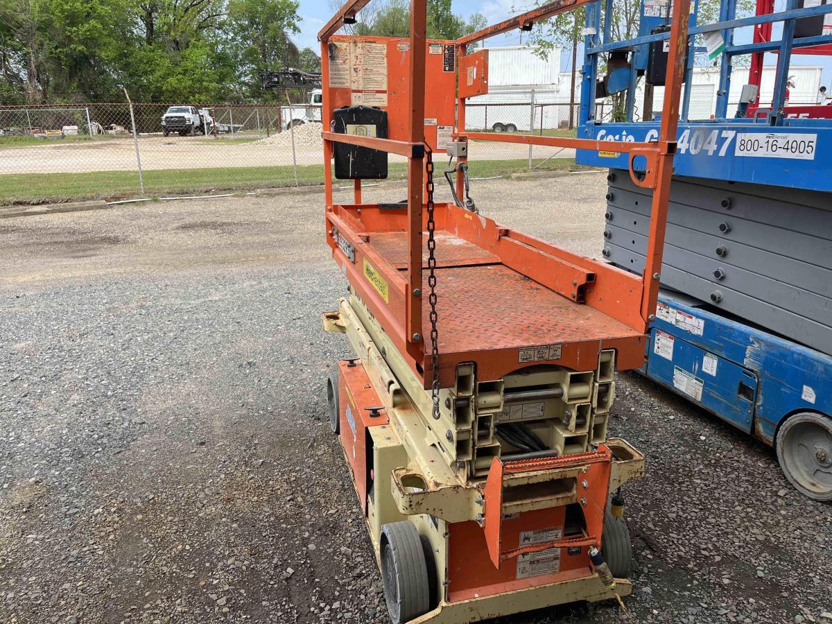2016 JLG 1932RS