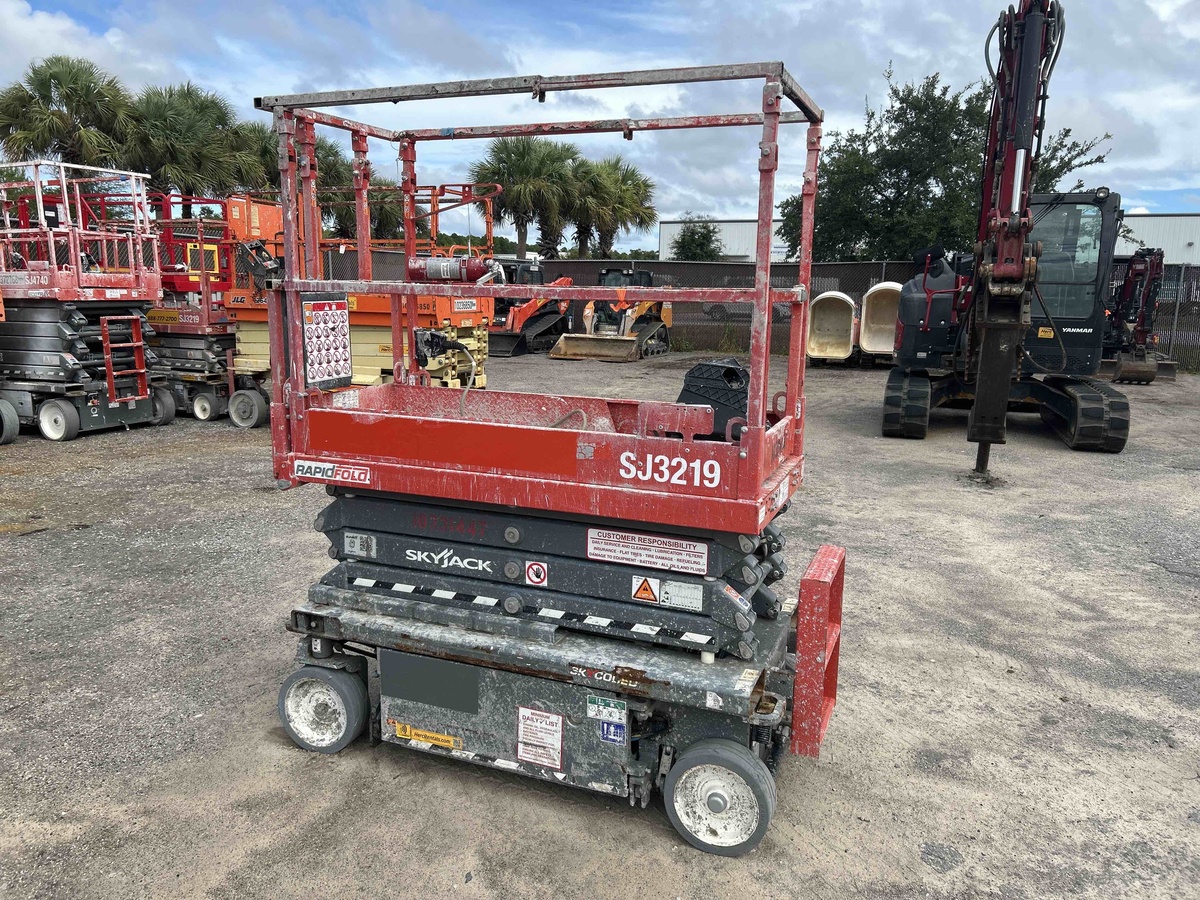 2021 Skyjack SJ3219-2