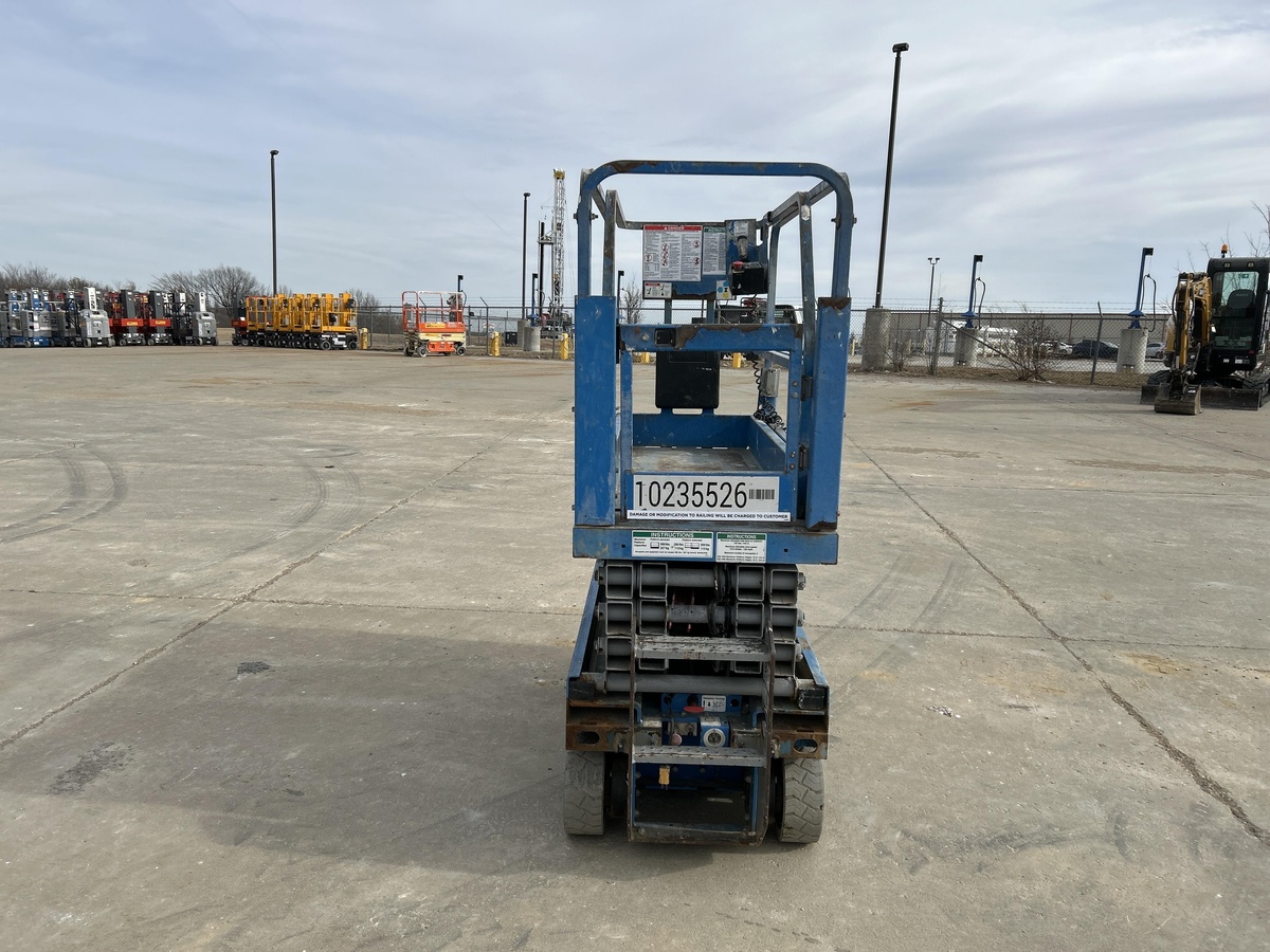 2018 Genie GS-1930-4