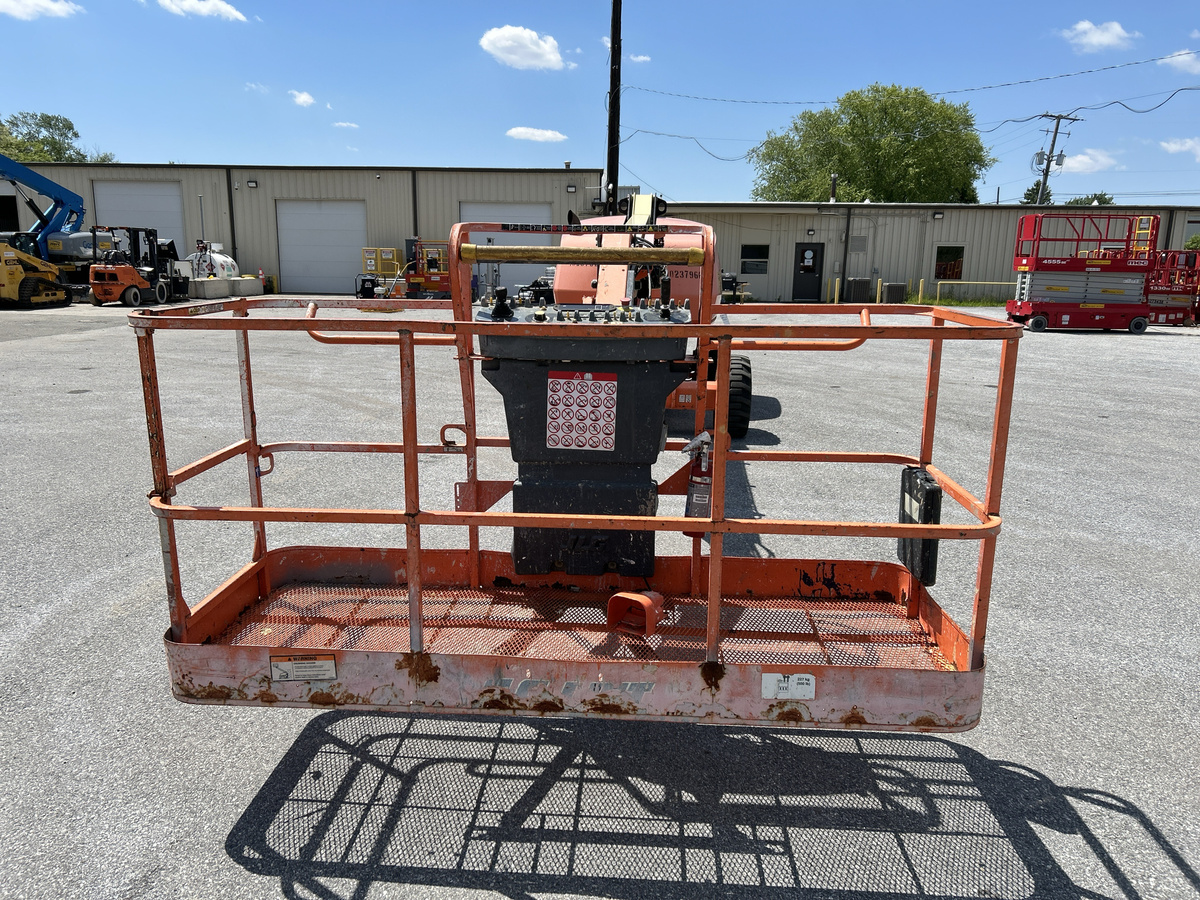 2018 JLG 460SJ-9