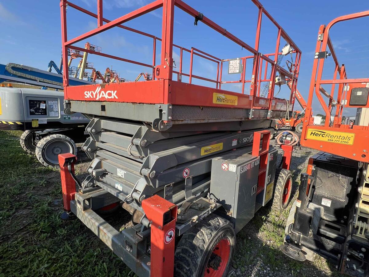 2017 Skyjack SJ8841 RT