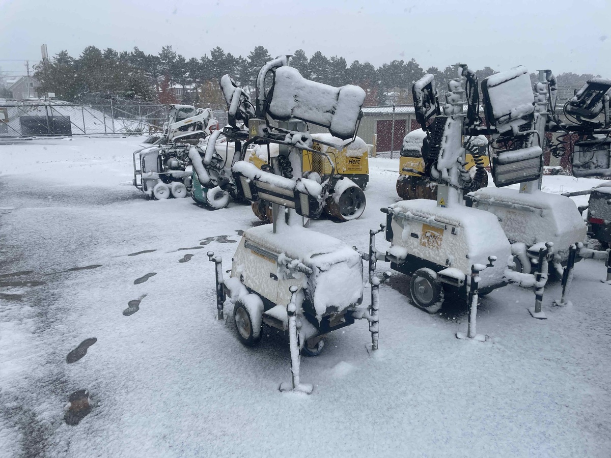 2017 Magnum PLT240-3