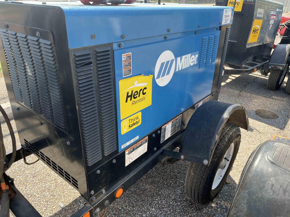 2018 Miller Big Blue 400 Pro