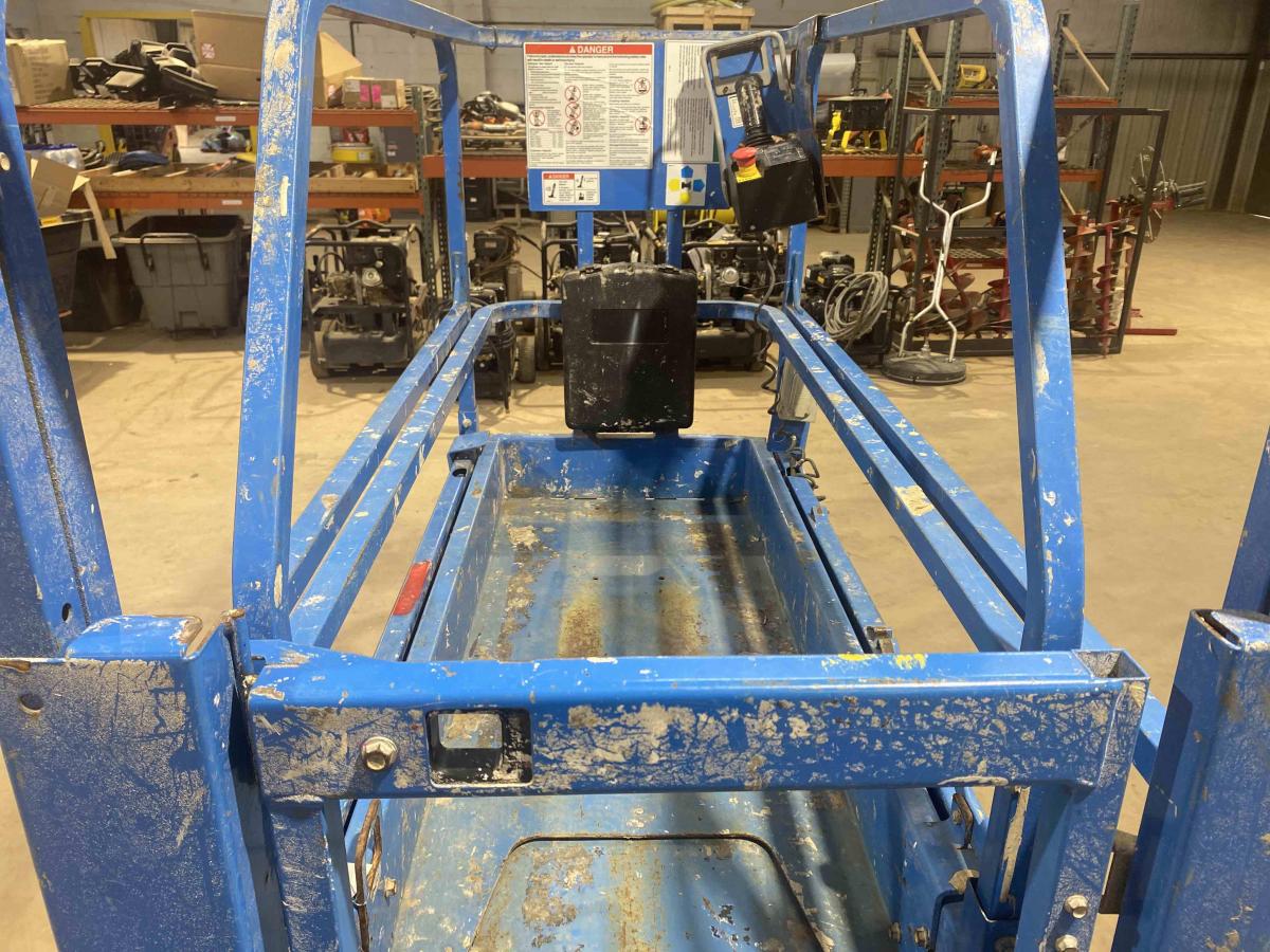 2019 Genie GS-1930