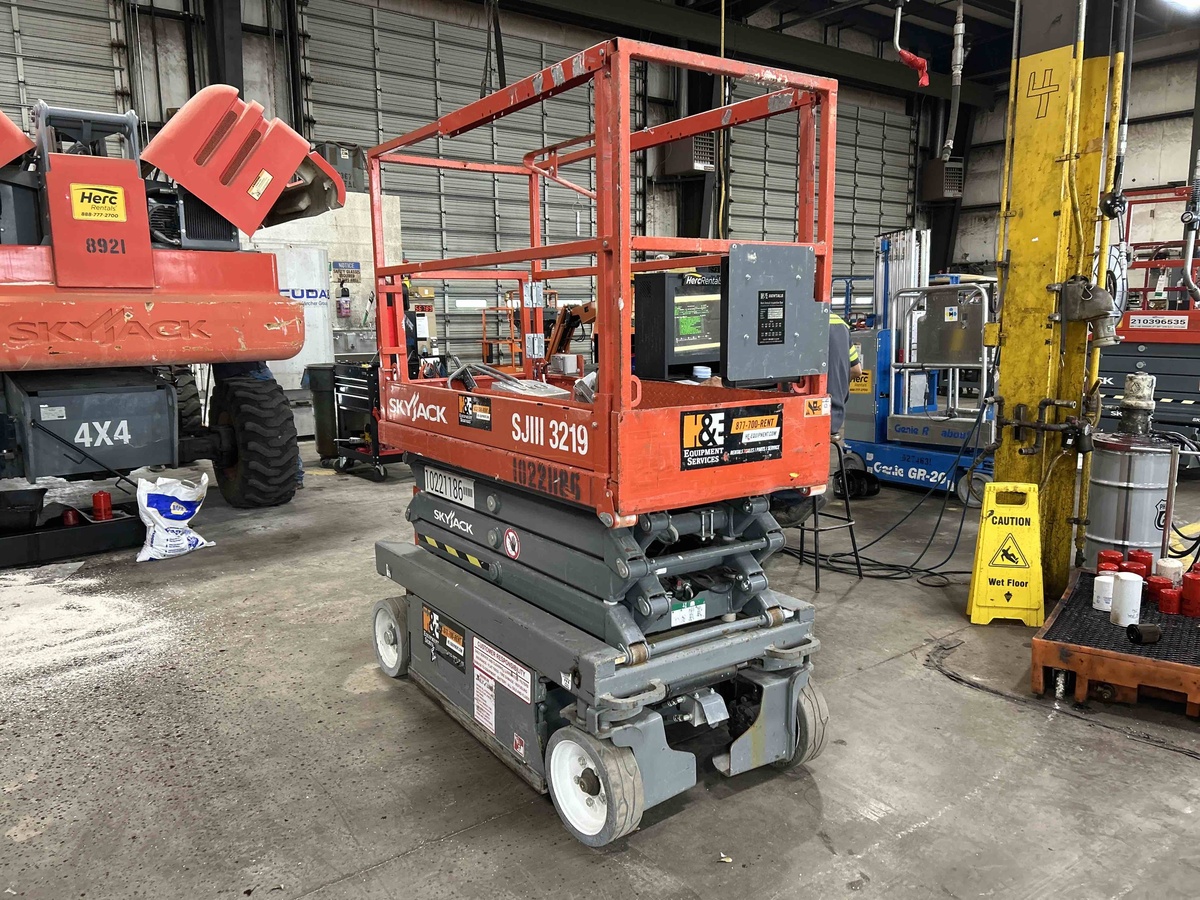 2017 Skyjack SJ3219-2