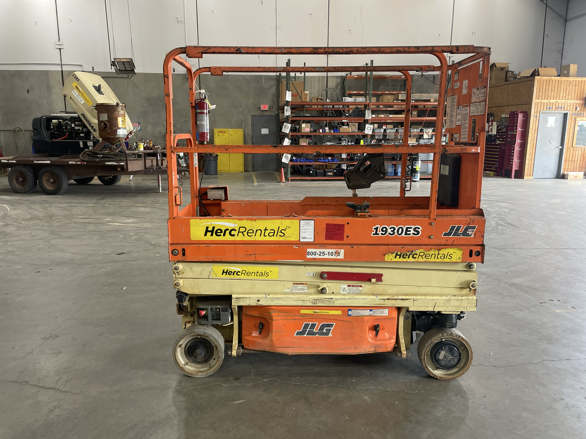 2019 JLG 1930ES-7