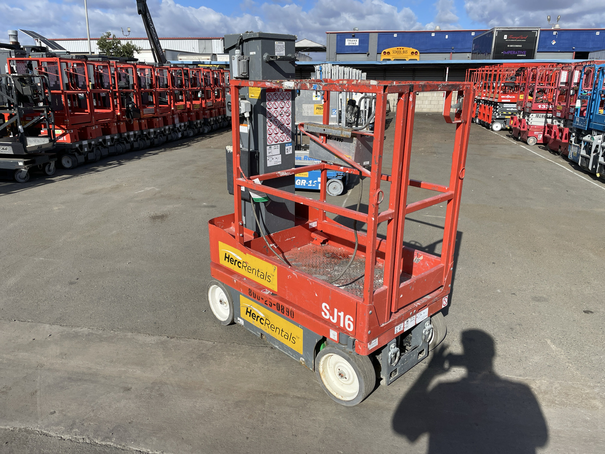 2019 Skyjack SJ16-3