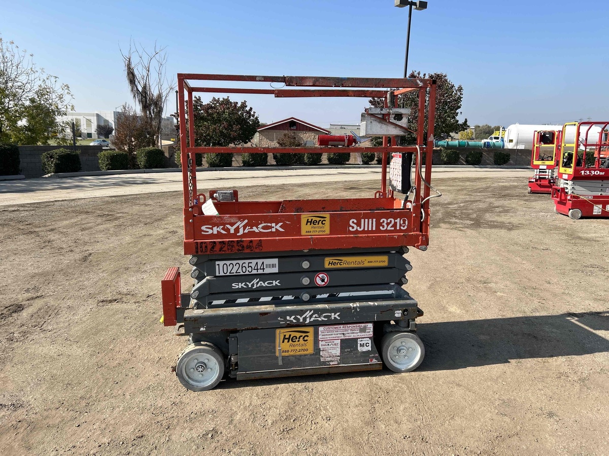 2017 Skyjack SJ3219-15