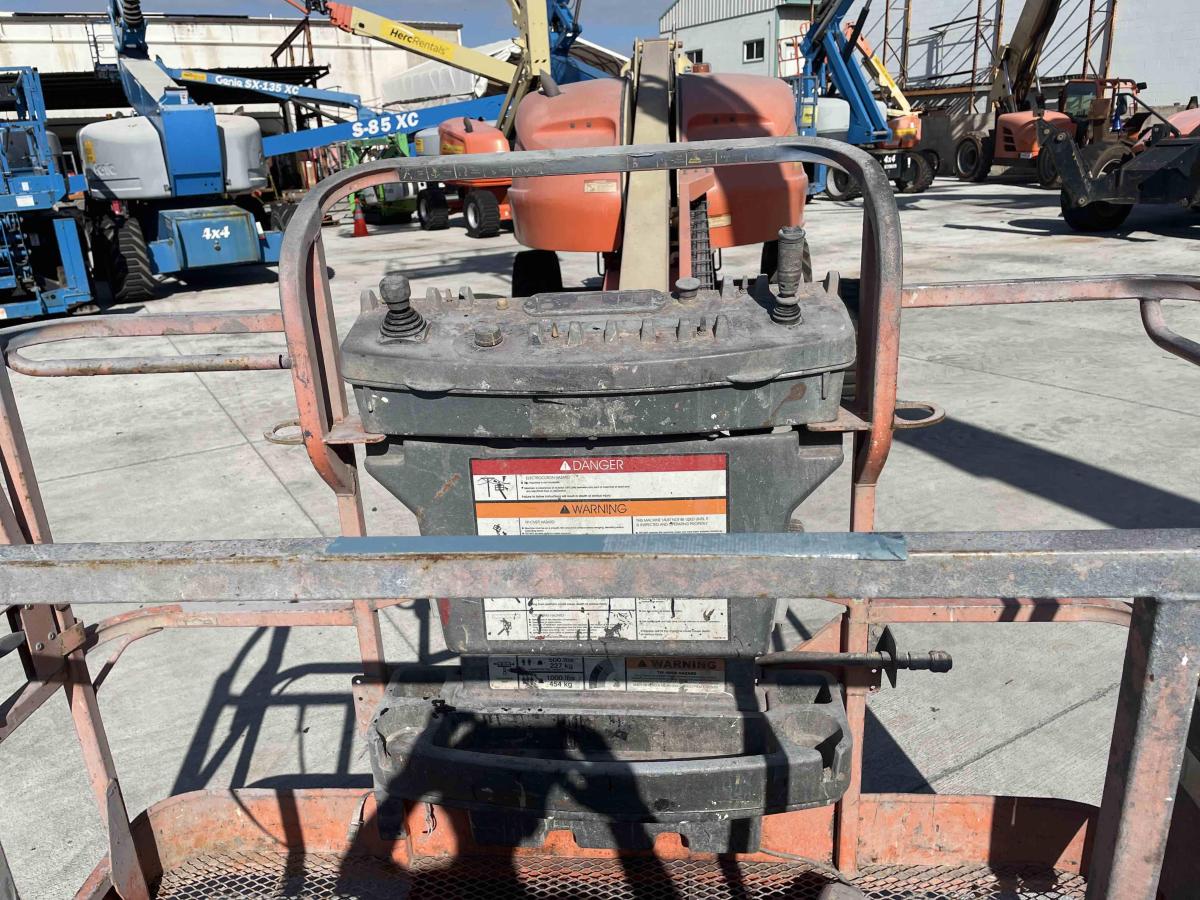 2007 JLG 400S-2