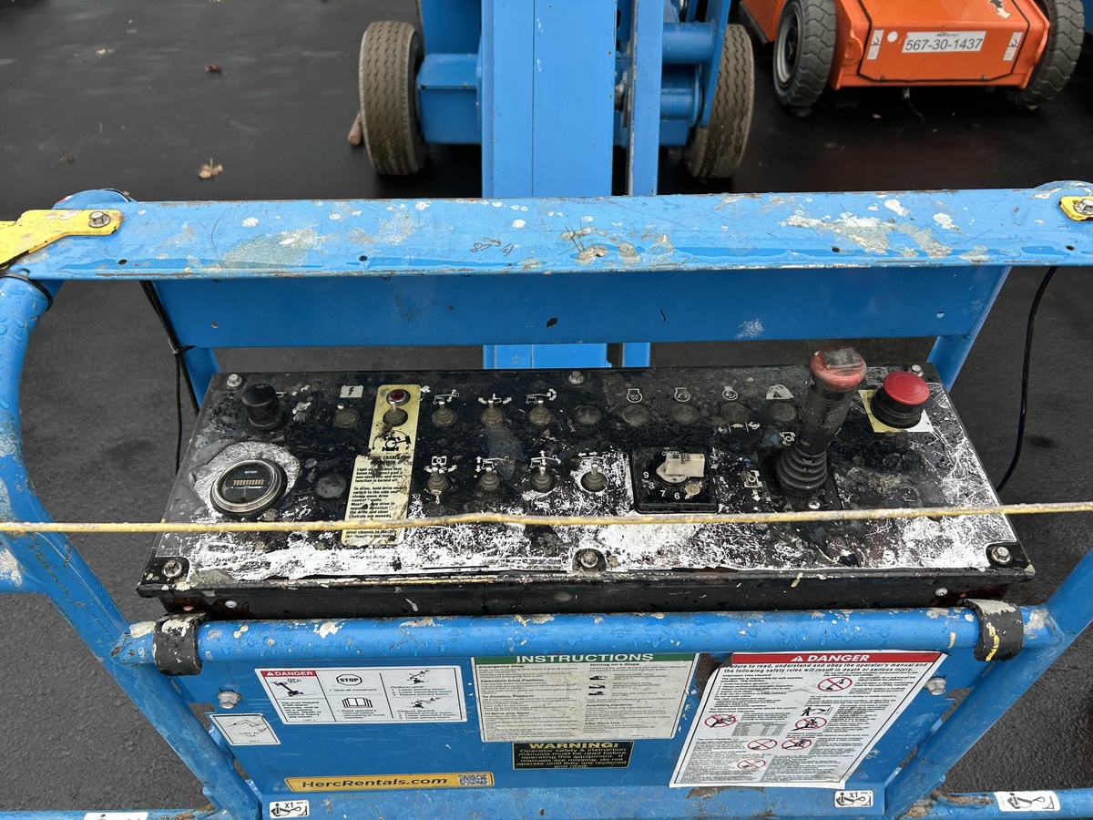 2017 Genie Z-45/25-6