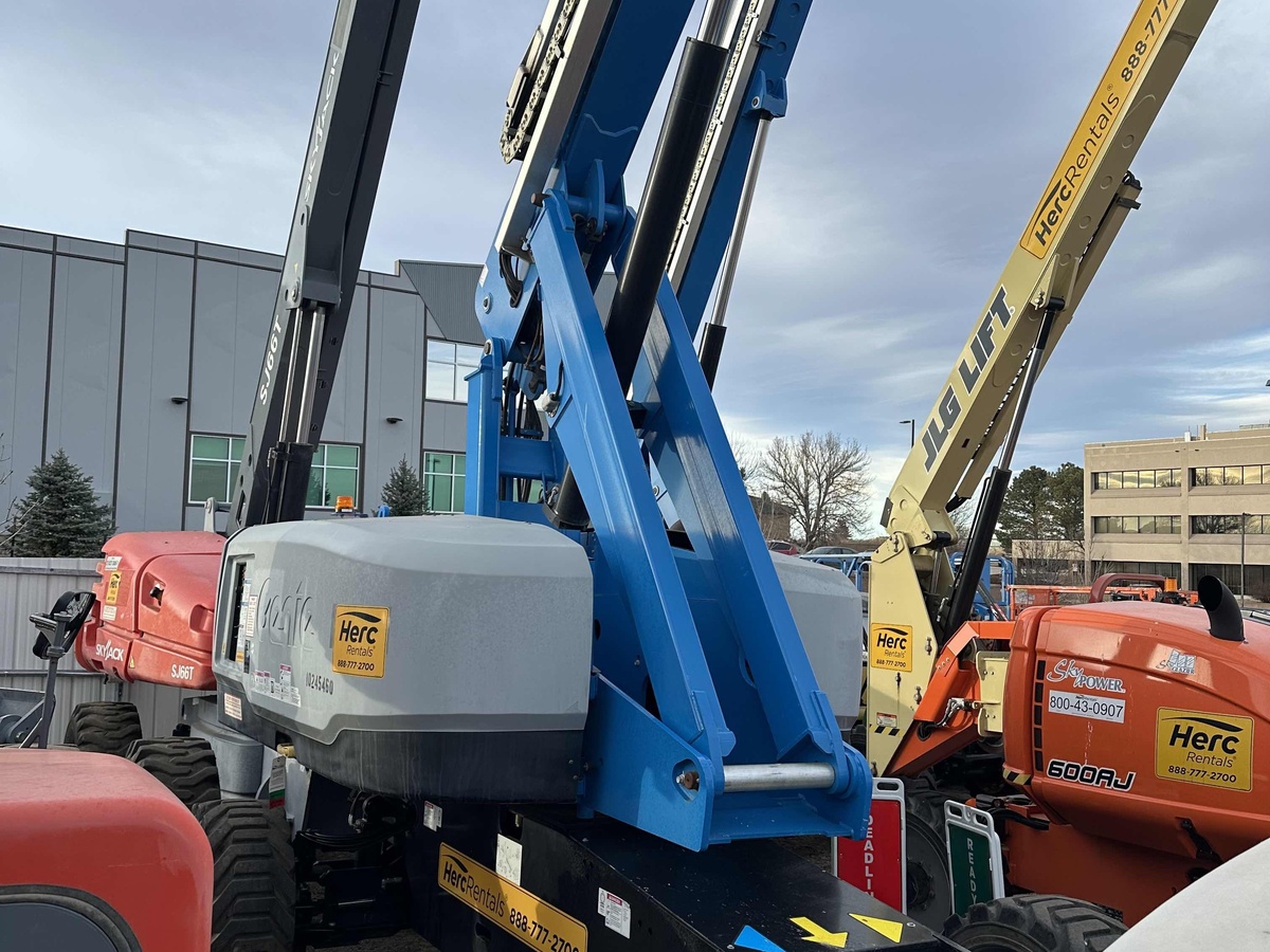 2018 Genie S-65-4