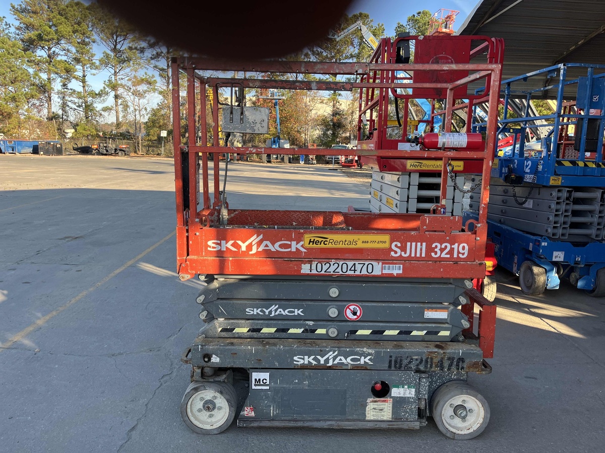 2017 Skyjack SJ3219-15