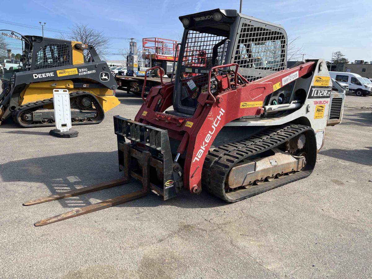 2019 Takeuchi TL12R2