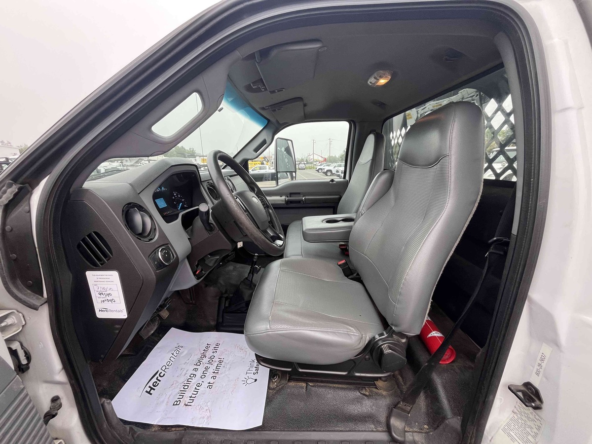 2021 Ford F750-11