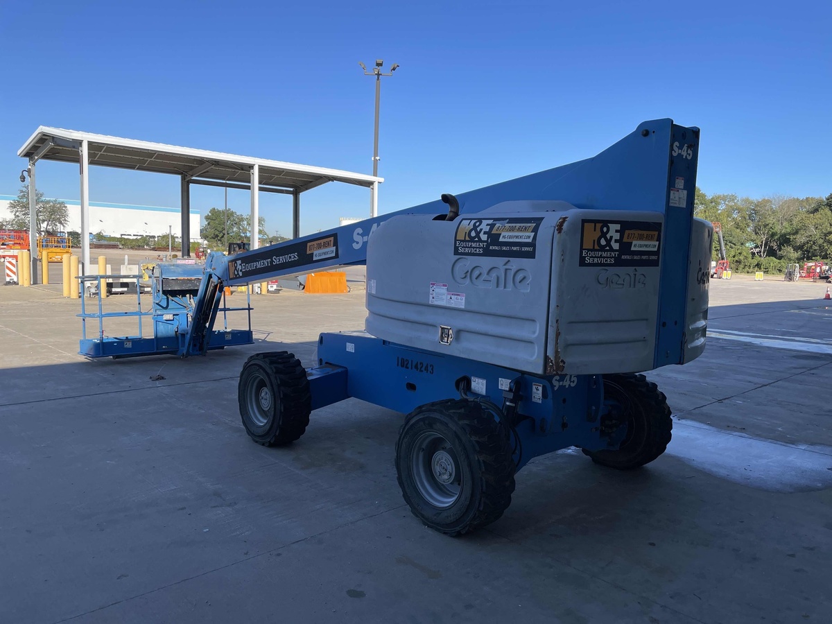 2017 Genie S-45-3