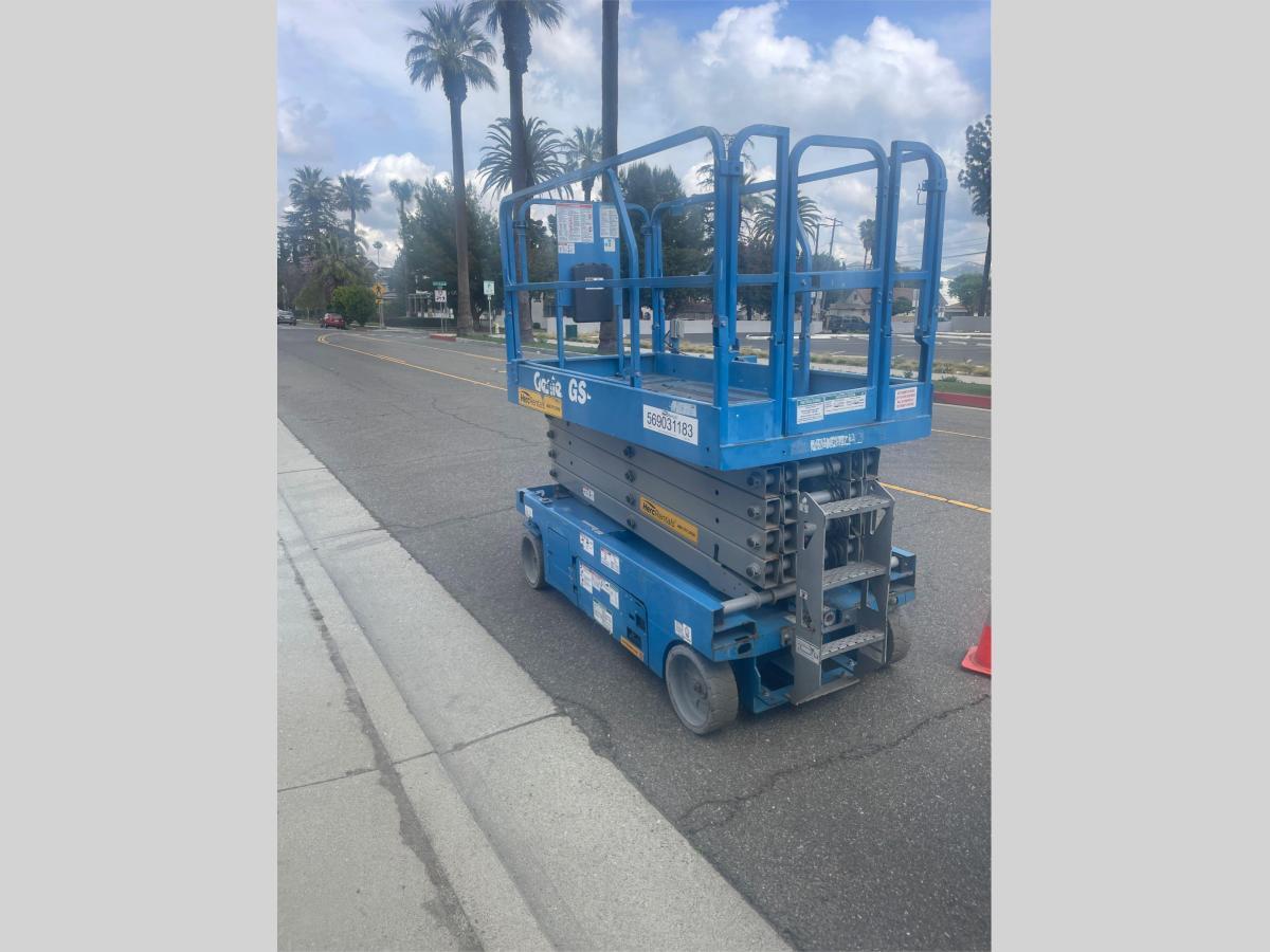 2018 Genie GS-3246