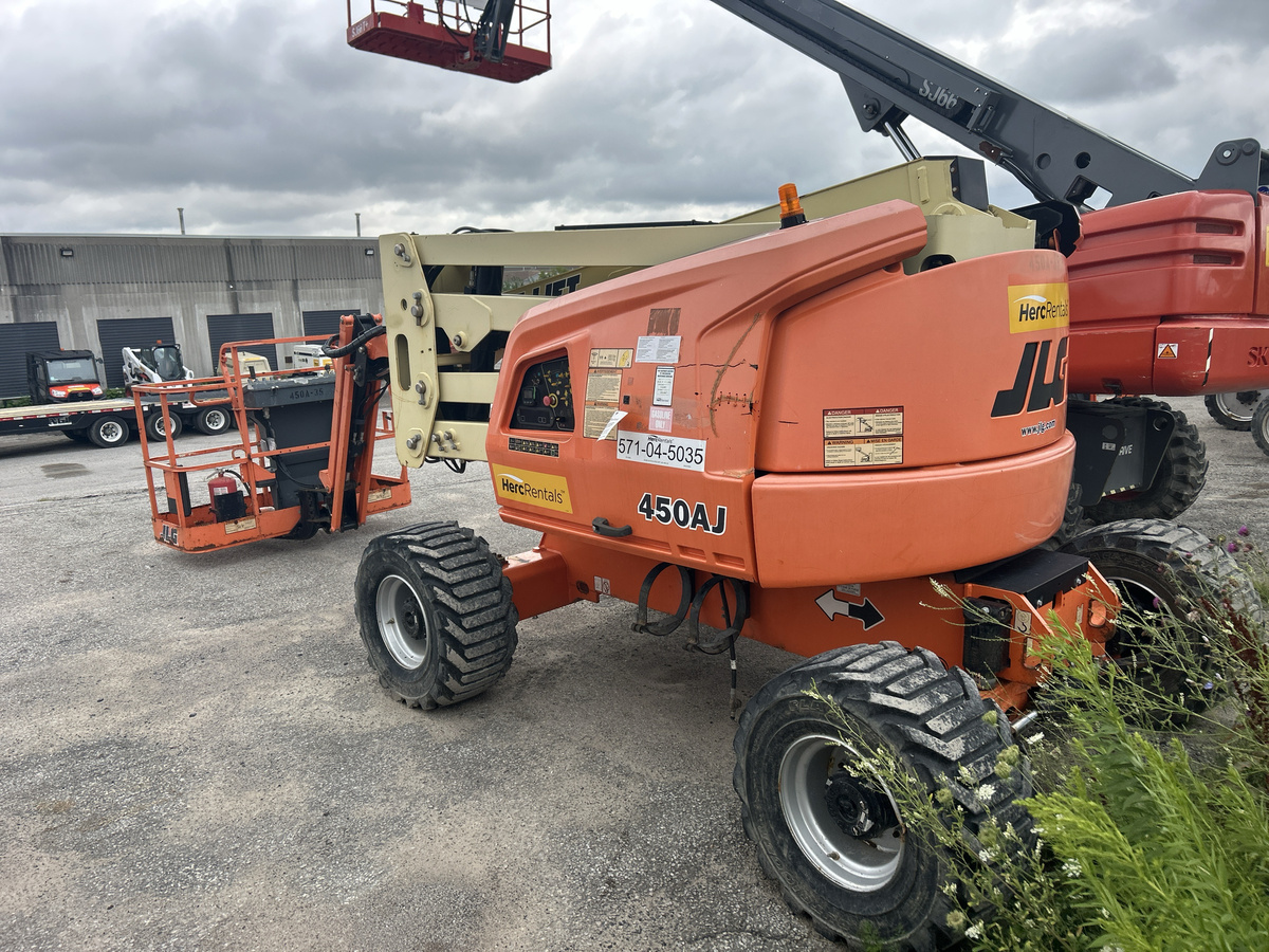 2016 JLG 450AJ-4