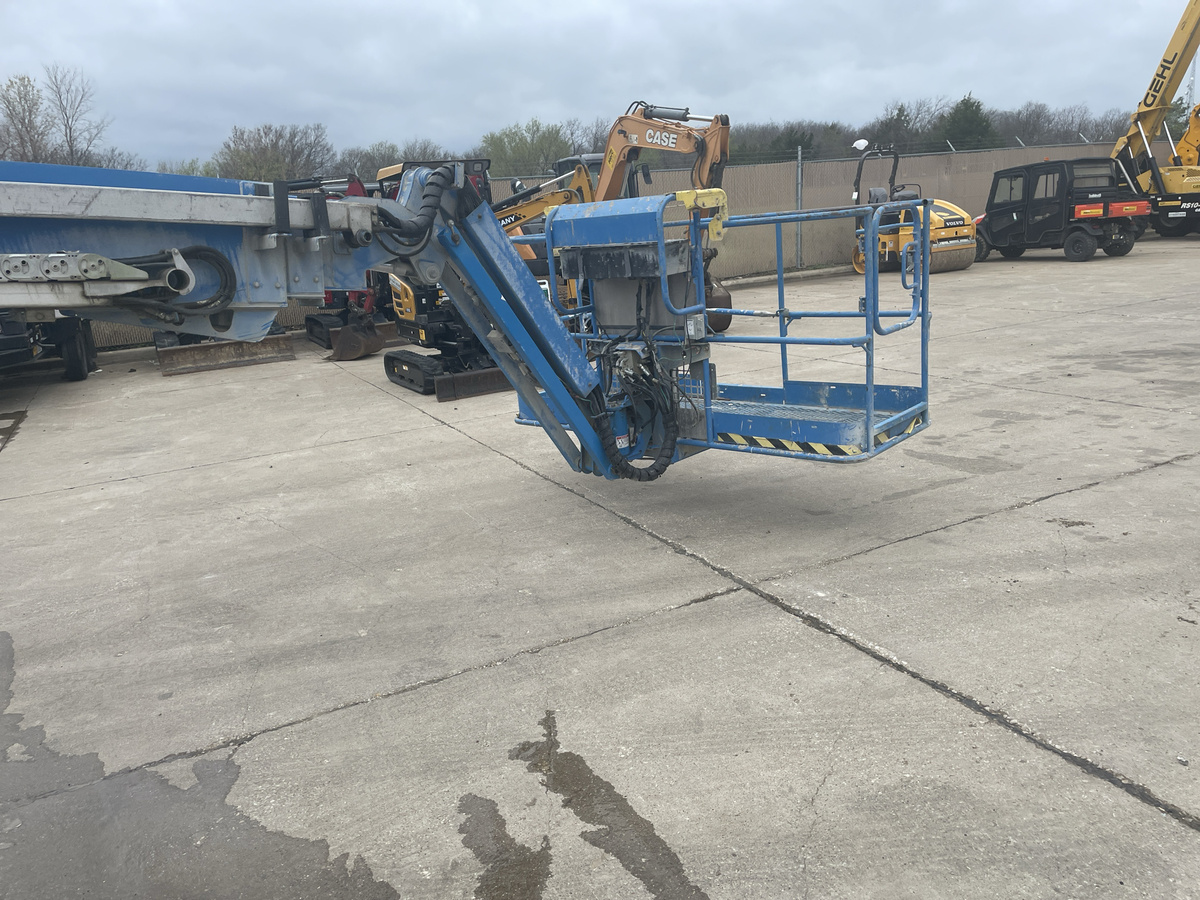 2018 Genie S-85-2