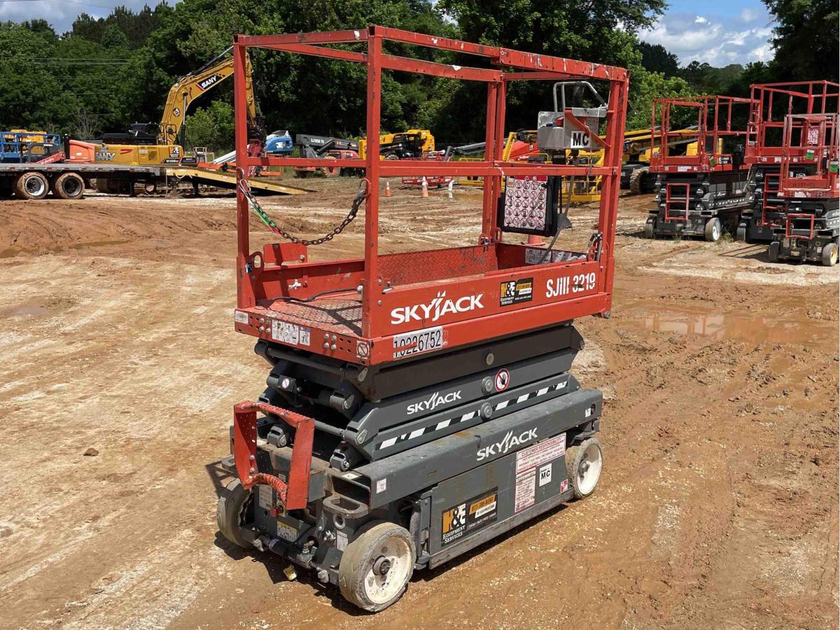 2017 Skyjack SJ3219