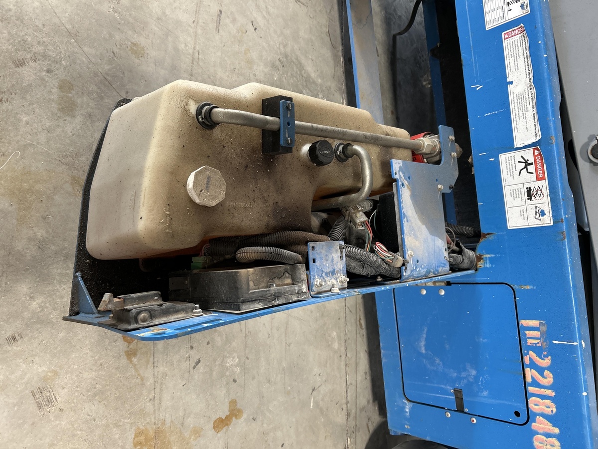 2017 Genie GS-4047-9