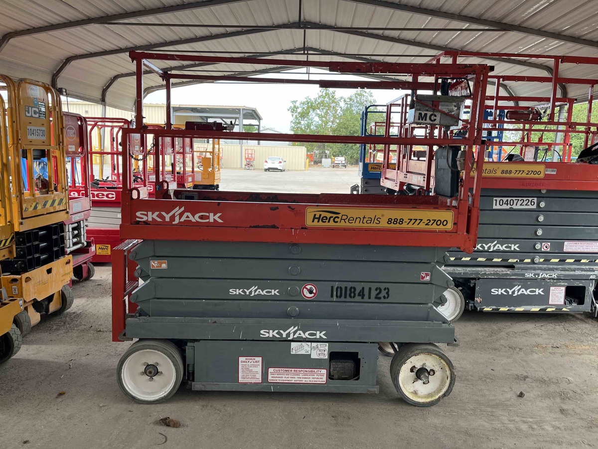 2015 Skyjack SJ3226