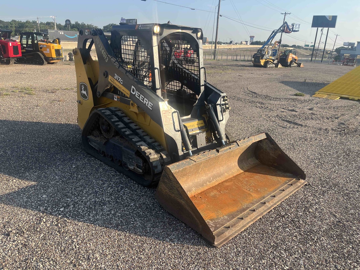 2021 John Deere 317G