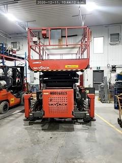 2015 Skyjack SJ9250 RT